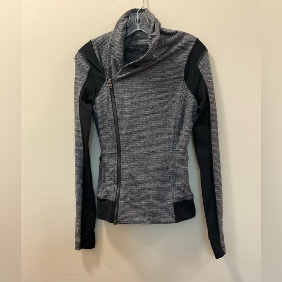 LULULEMON Bhakti Yoga Jacket Coco Pique Black White Size 4 - Picture 1 of 7